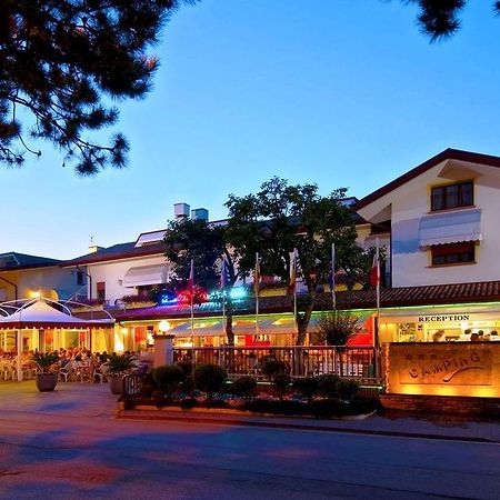 Camping Parco Capraro ليدو دي يسولو المظهر الخارجي الصورة