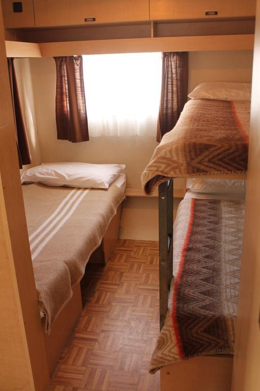 Camping Parco Capraro ليدو دي يسولو الغرفة الصورة