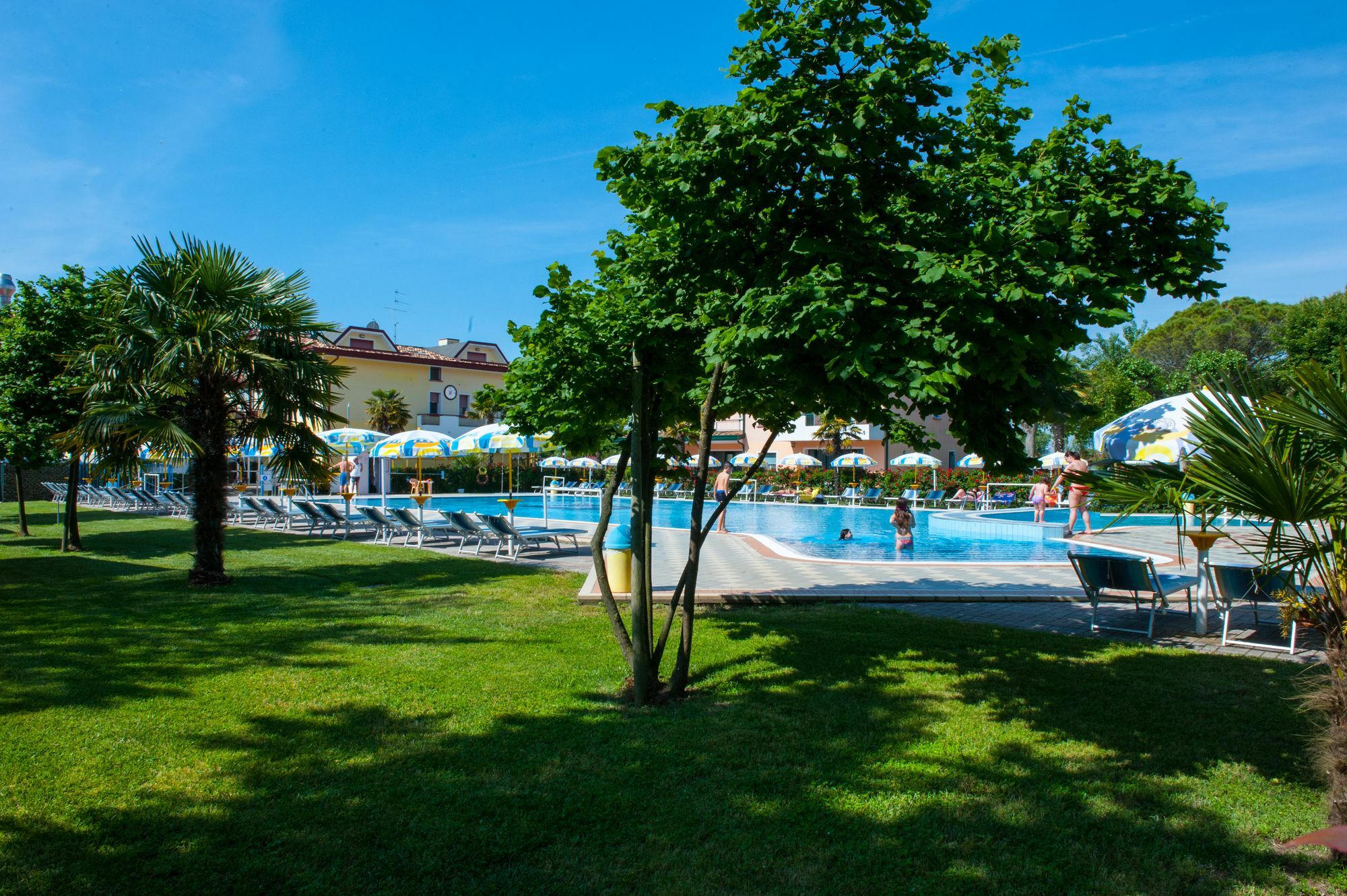 Camping Parco Capraro ليدو دي يسولو المظهر الخارجي الصورة